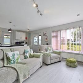 Winchelsea Beach Bungalow, hotel in Winchelsea