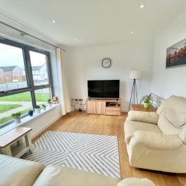 Sunny Flat Close to the Stirling Castle - Free Parking, hotel din Stirling