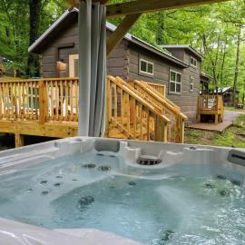 Viesnīca Peggers Cabin Luxury Rustic Tiny Cabin Spa pilsētā Čatanuga