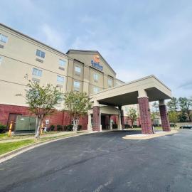 Comfort Inn and Suites Germantown, hotel u gradu Memfis