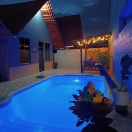 Chalé Montanhez com ar e piscina, hotel in Alto Caparao