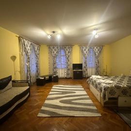 Casa Bella Chis, хотел в Сибиу