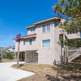 코롤라에 위치한 호텔 The Crystal - Corolla, Ocean Sands, Oceanside, 395 Yards to Beach, 4 Bedrooms, Flex Stays