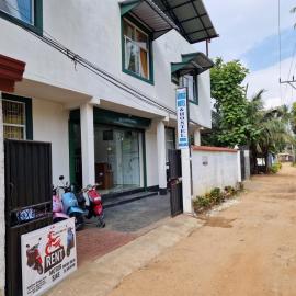 Wings Hotel & Hostel