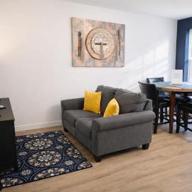 Downtown Detroit Swanky Suite