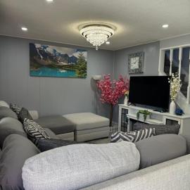Home in cheektowaga