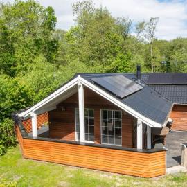 Enchanting Cottage with Whirlpool-By Traum