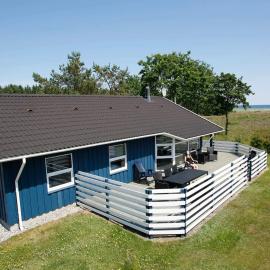 8 person holiday home in Hals-By Traum, hotel di Hals