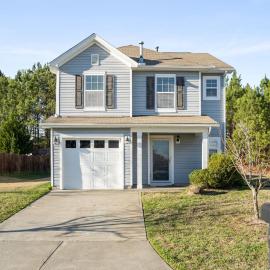Modern 3BR Durham Retreat Near Duke & DT Sleeps 6, hotel u gradu 'Durham'