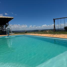 Sítio com piscina em bh mirante do Sol, Hotel in Santa Luzia