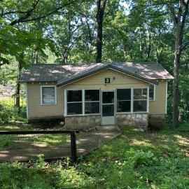 Cabin #3 on Meramec River, viešbutis mieste Steelville