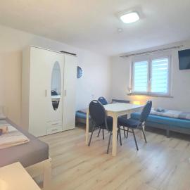 Wohnreich Ulm Zentral - 4OG Wohnung 3 - 1-Zimmerwohnung, hotel in Ulm