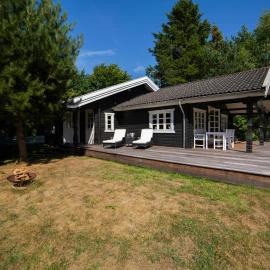 Nordic Vibe In Log Cabin By Hornbæk
