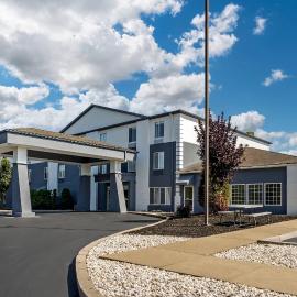 Comfort Inn & Suites Harrisburg-Hershey North