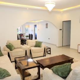 Asili House, hotel u gradu Sagana