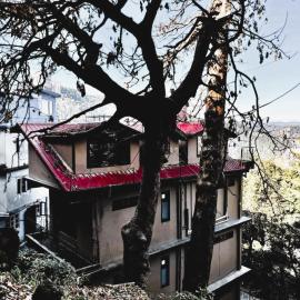 Nirvana Rooms - Shimla, hotelli kohteessa Shimla