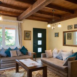 Villa Dorothy 360 -Mountain Escape in Polydrosos