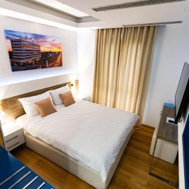 Rox, hotell i Modriča