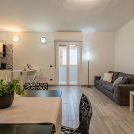 Smart Stay Cagliari - Wi-Fi, Cucina, Free Parking, Hotel in Quartucciu