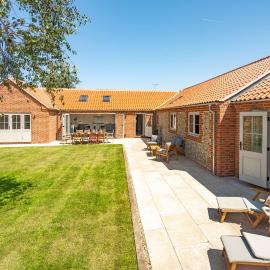 Brancaster में, होटल Flint Cottage Brancaster Staithe