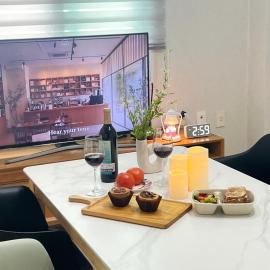 경기도 부천시 메종 드 연주, 김포공항10분, 방3개, 침대4개, 6인가족환영, hotel din Nae-ri