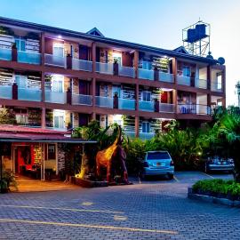 African Tribe Hotel