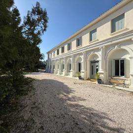 HOTEL LE FLOREAL, hotel v destinácii Le Soler