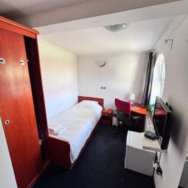 GIP room in Domžale, hotel in Domžale