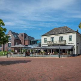 Hotel De Lindeboom, hotel i Den Burg