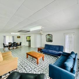 Ocean Cottage - Entire Place in Nukualofa Town Center, hotel in Nuku‘alofa