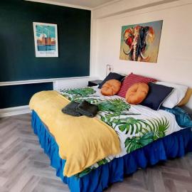 Spacious King Room near Victoria - Zone 1、ロンドンのホテル