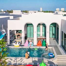 Baby Blue pool villa, hotel in Ban Bo Prakhon