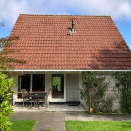6 pers - Modern holiday home with garden, close the Lauwersmeer – hotel w mieście Anjum