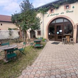 L'auberge du Houx, מלון בLa Houssière