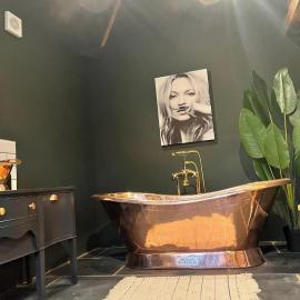Torworth - 1 Bed Barn - Sleeps 3 - Hot Tub