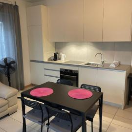 Balerna Swiss Apartment by RentuGoo Travel, ξενοδοχείο σε Balerna