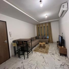 Cosy appartement à hay elwahat โรงแรมในLa Soukra