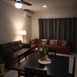 Viesnīca Modern 2BR Apartment 3 Min from Airport with Free Parking - 1 pilsētā Sosua