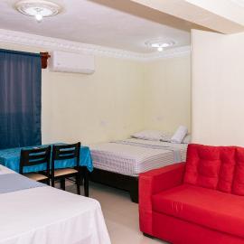 Tropical Gateway Suites, hotel din La Viva