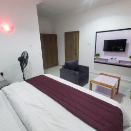 Hebron Hotels And Suites Owerri:  bir otel