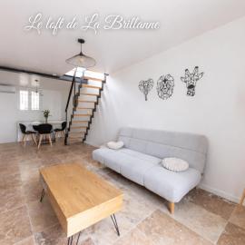Cozy loft with terrace & air conditioning
