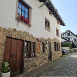 Haus am Burgturm Kronenburg