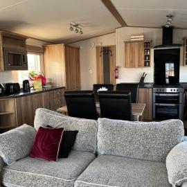 Holiday home in Lido beach Prestatyn, хотел в Престатин