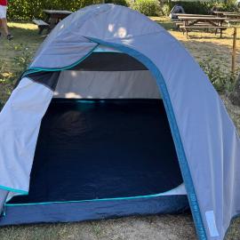 Pamplona Event Campsite Hostel, hotel en Pamplona