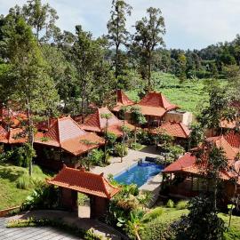 Karenina Agung Resort Semarang, hotel a Gunungpati