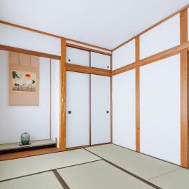 Viesnīca HAT Sanjo S, 7 minutes walk from JR Nara station HAT三条S 奈良駅徒歩7分の一軒家貸切 pilsētā Nara