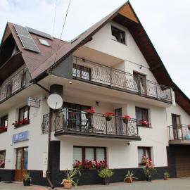 Pokoje Gościnne U Krzysiaka, hotel in Ząb