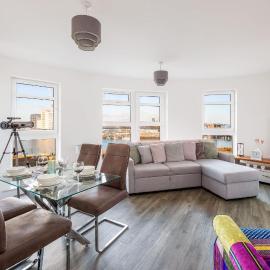 The Sanctuary- Short Walk to Hamworthy Beach and Park