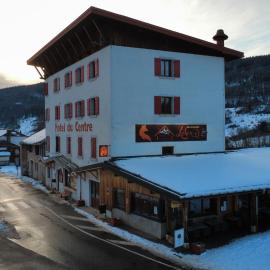 Hôtel du Centre - Restaurant Lelex'ir, hotel v mestu Lélex