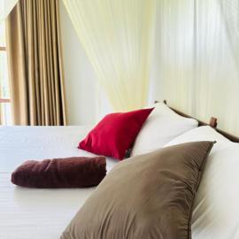Dacha Retreat, hotell sihtkohas Midigama East